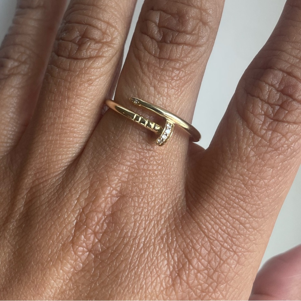 14K Gold Nail Design Ring with Diamonds